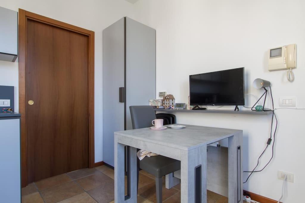 Fabulous Studio In Monza 15 Km To Milan City Centre Exterior photo