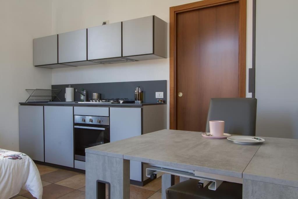 Fabulous Studio In Monza 15 Km To Milan City Centre Exterior photo